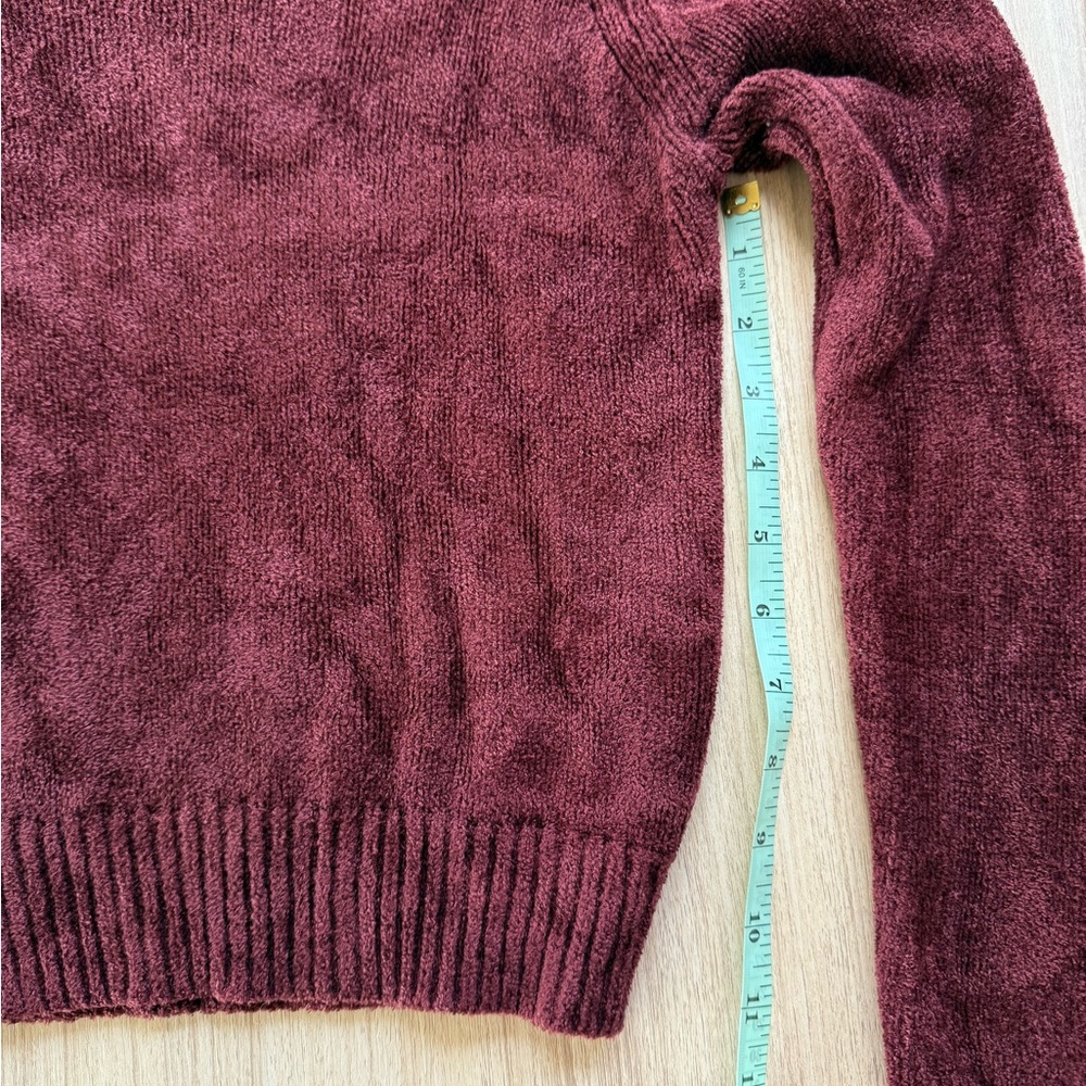 Aritzia Wilfred - Chenille Burgundy Turtleneck Crop Sweater - Sz M - Picture 3 of 6